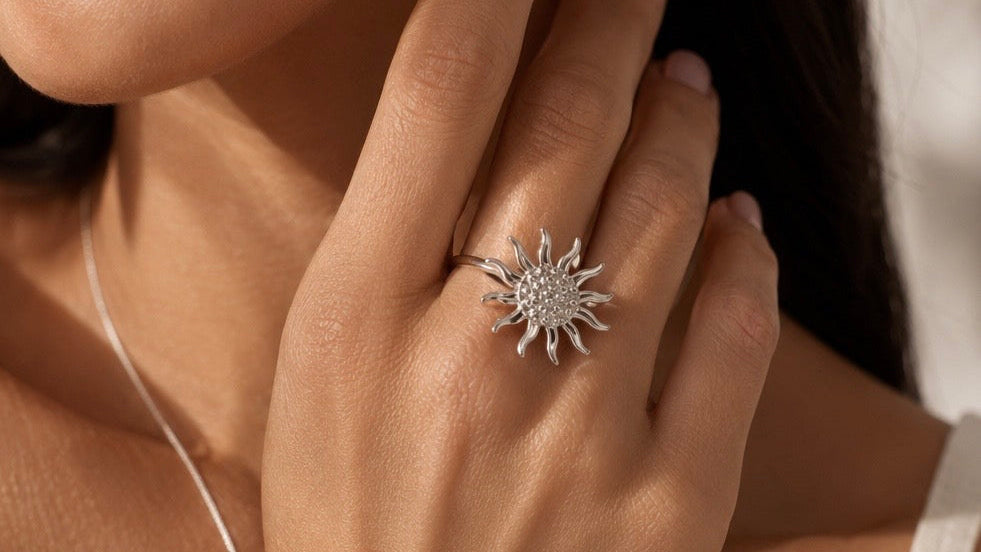 Solis Ring