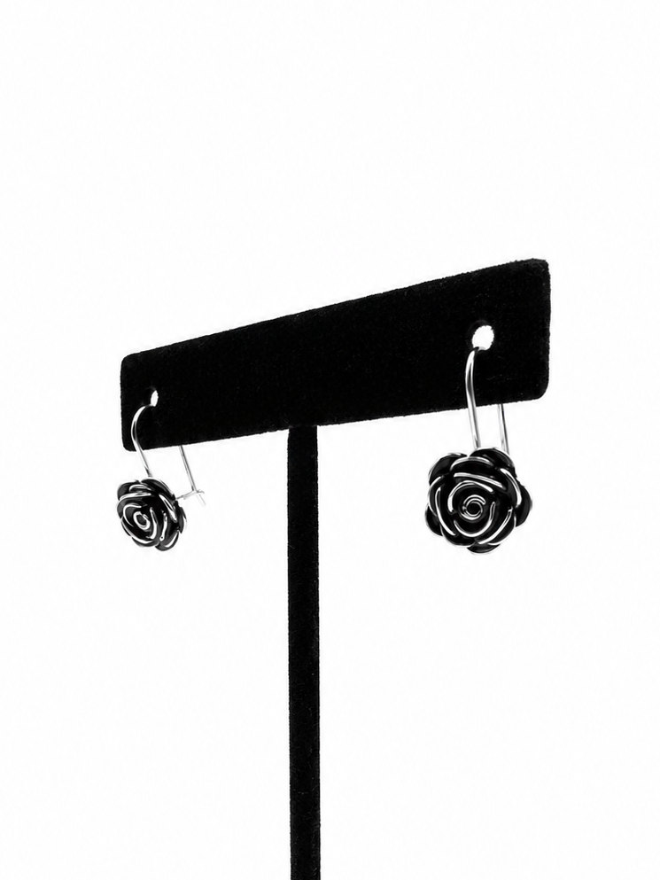 Rosé Noir Earrings