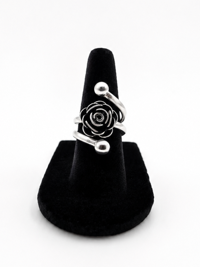 Rosé Noir Ring