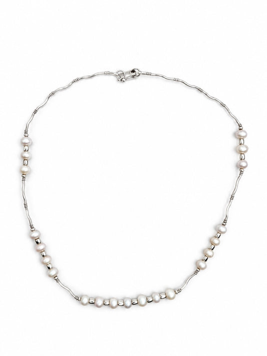 Vera Luminosa Necklace